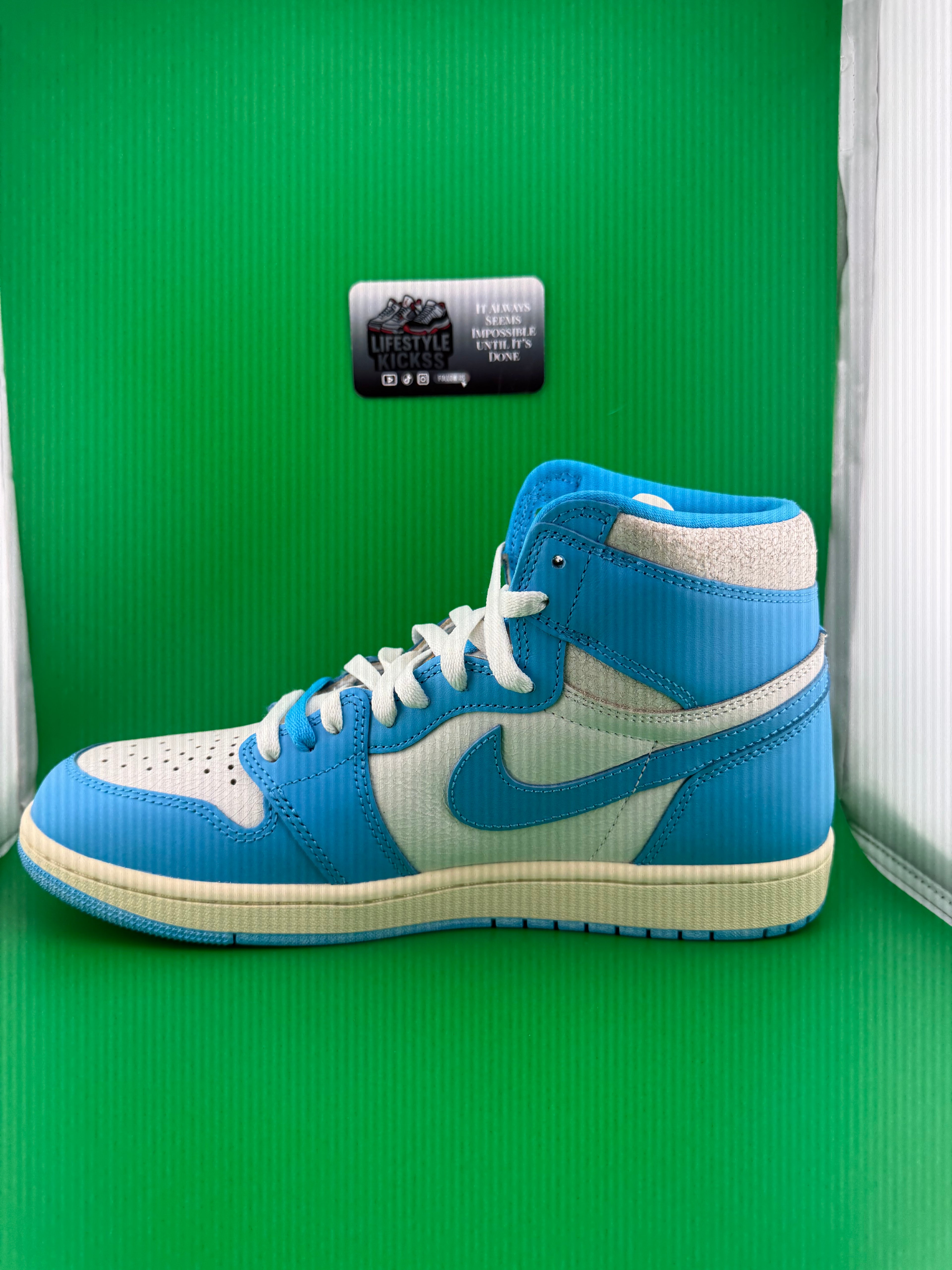 Jordan 1 UNC Reimagined Size 10.5