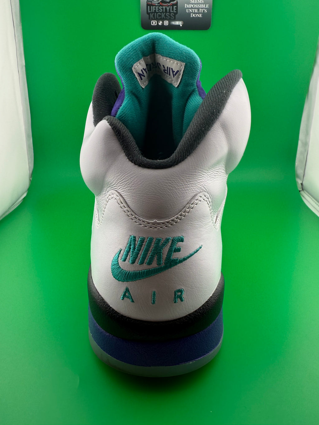 Jordan 5 Grape 2025 PreOwned Size 12