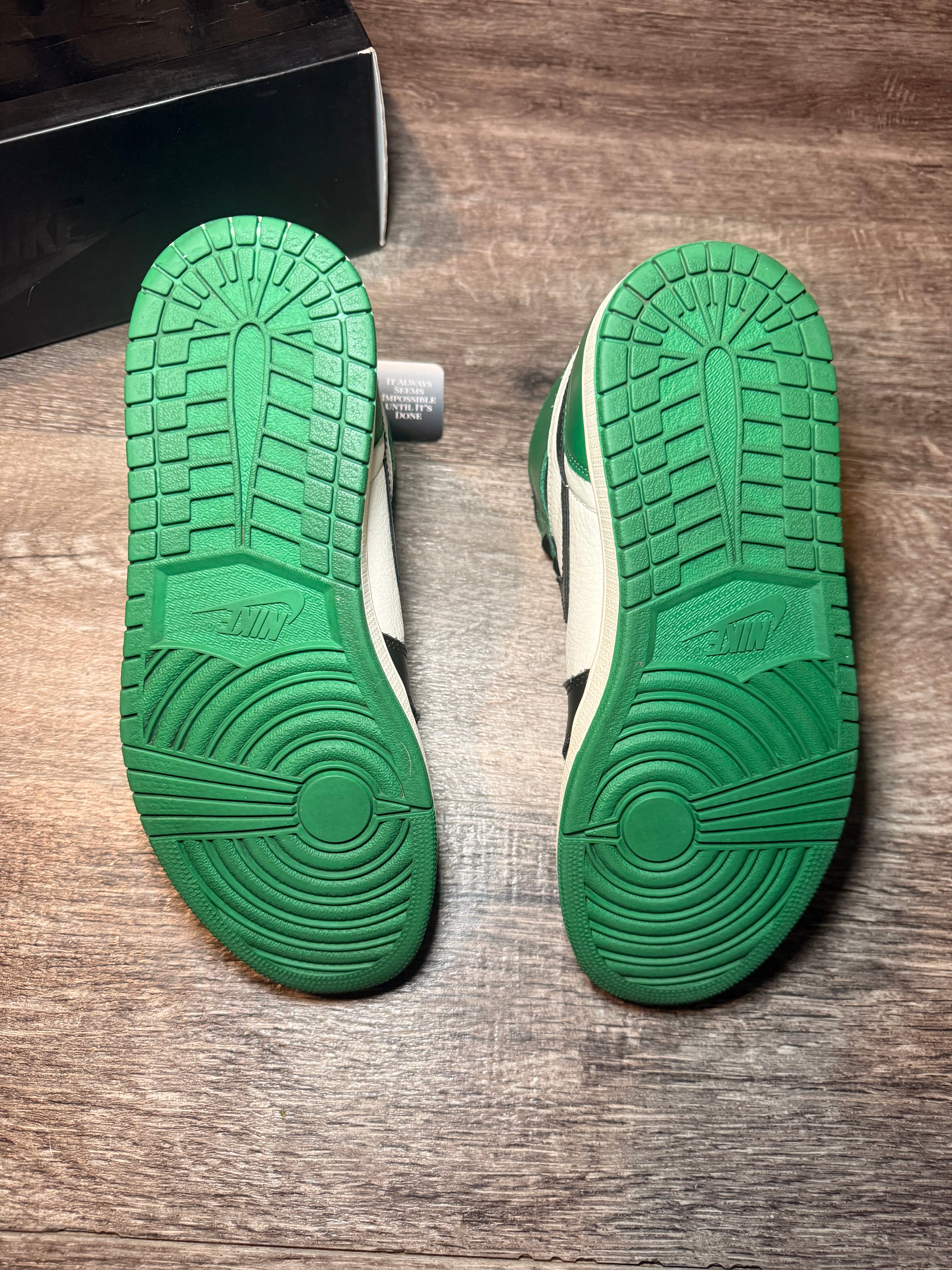 PreOwned Jordan 1 Pine Green Size 10