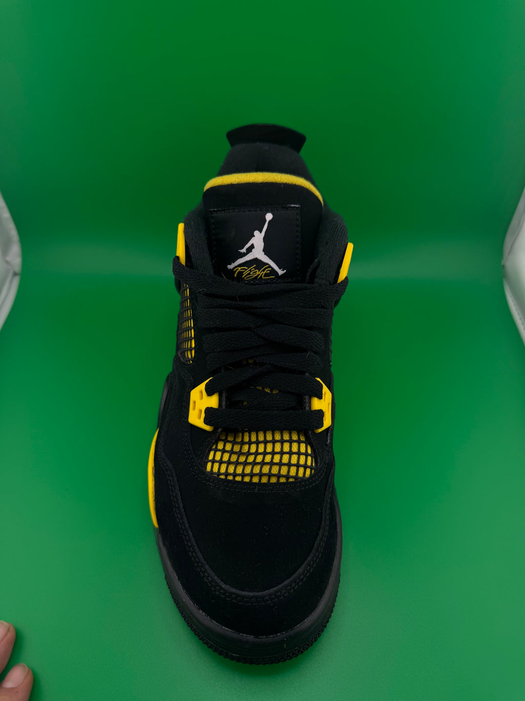 Jordan 4 Yellow Thunder Pre owned Size 6y