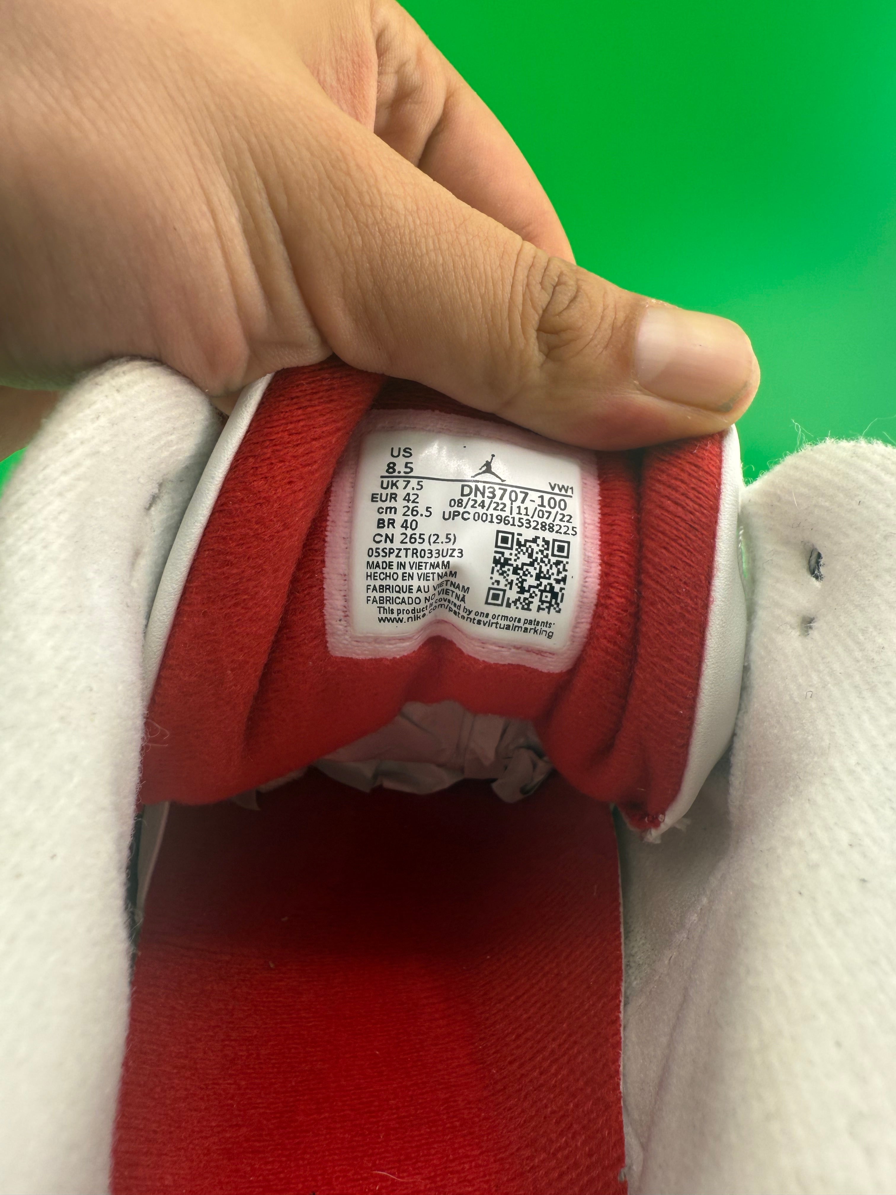 Jordan 3 White Cement Reimagined 2023 Size 8.5 PreOwned