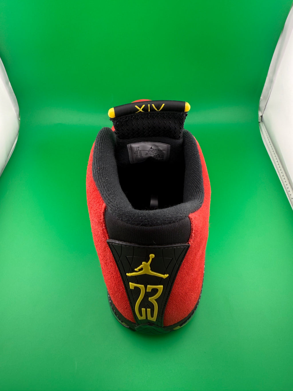 Jordan 14 Ferrari PreOwned Size 11