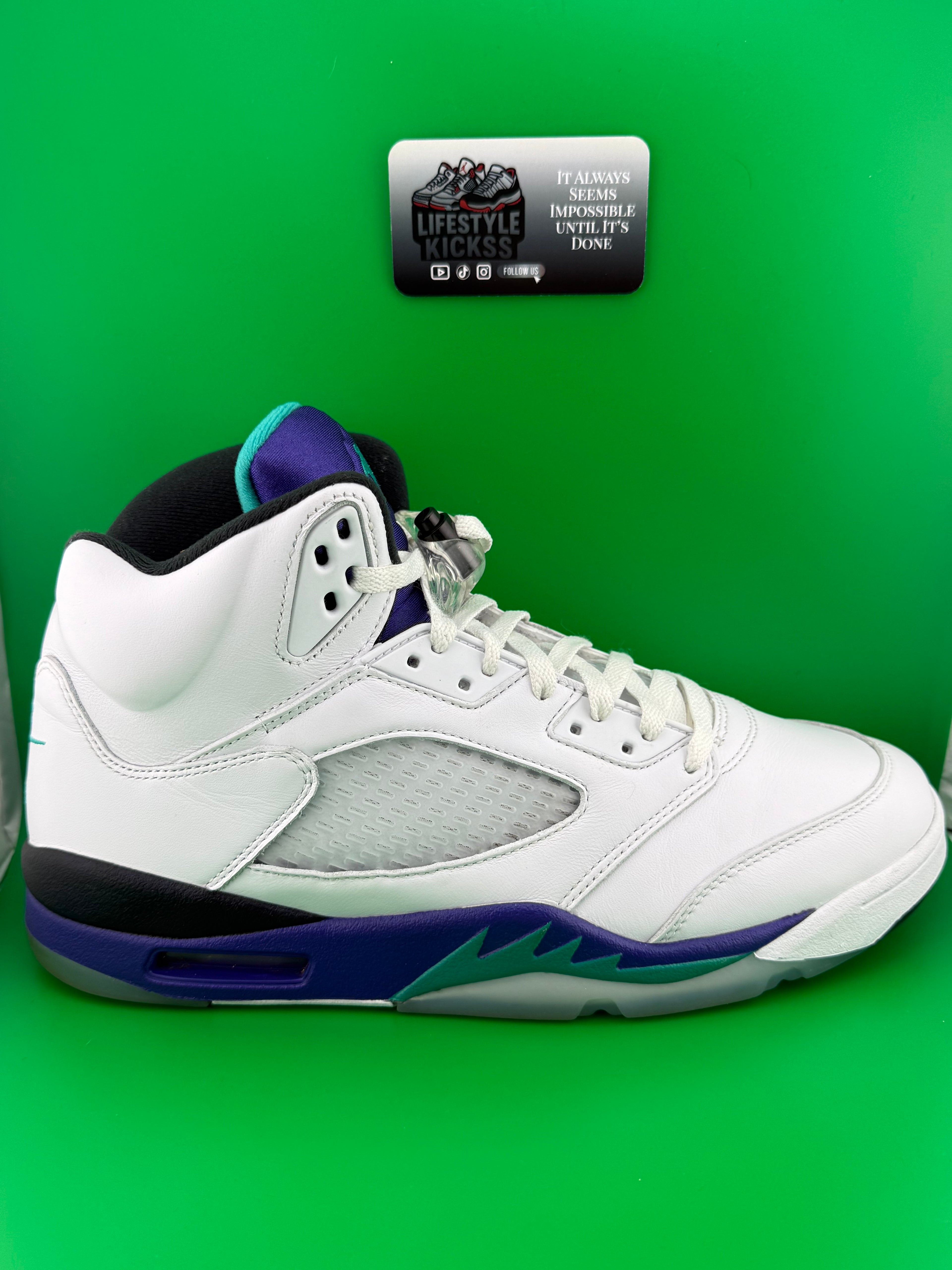 Jordan 5 Grape 2025 PreOwned Size 12