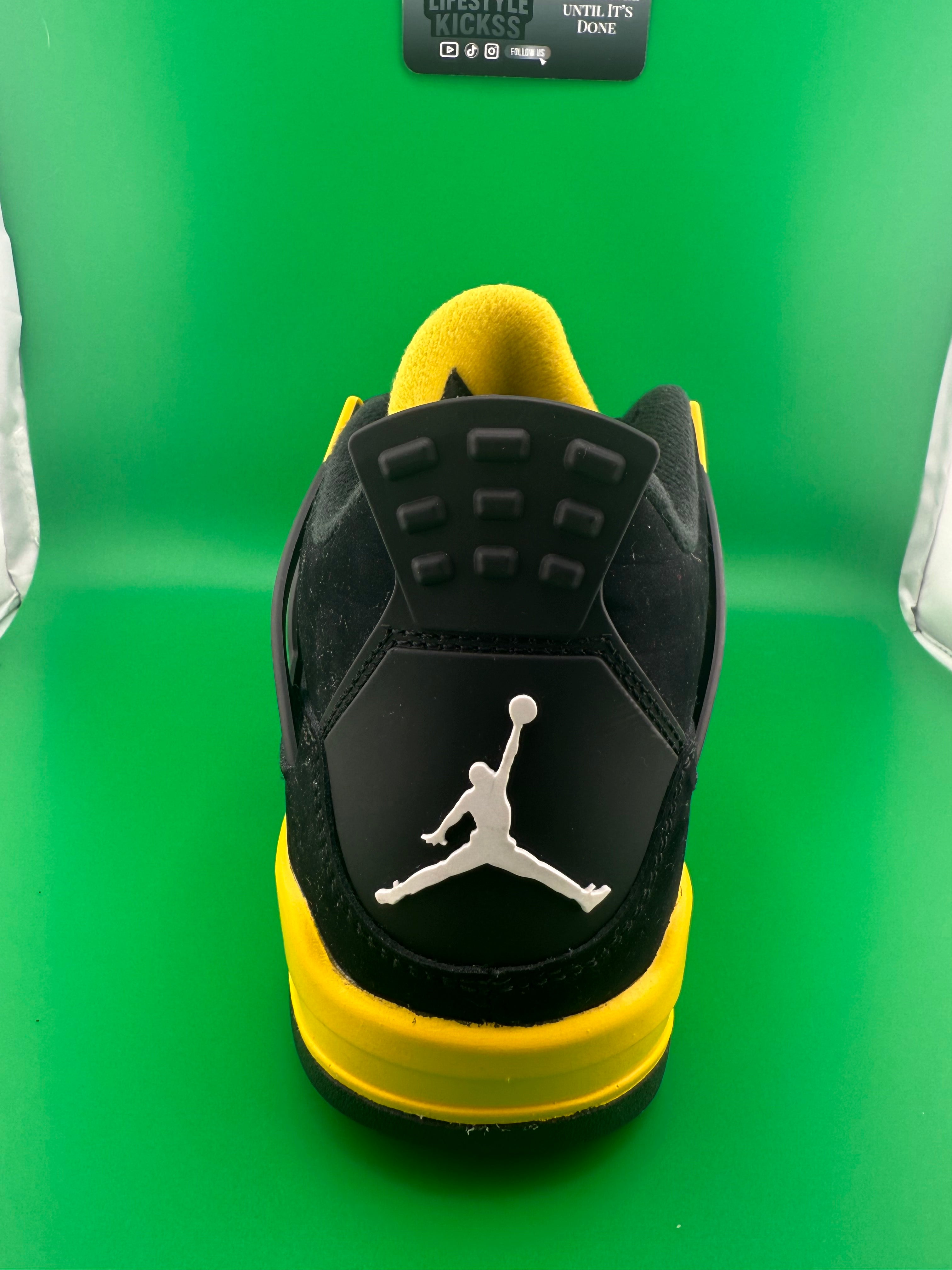 Jordan 4 Yellow Thunder Pre owned Size 6y